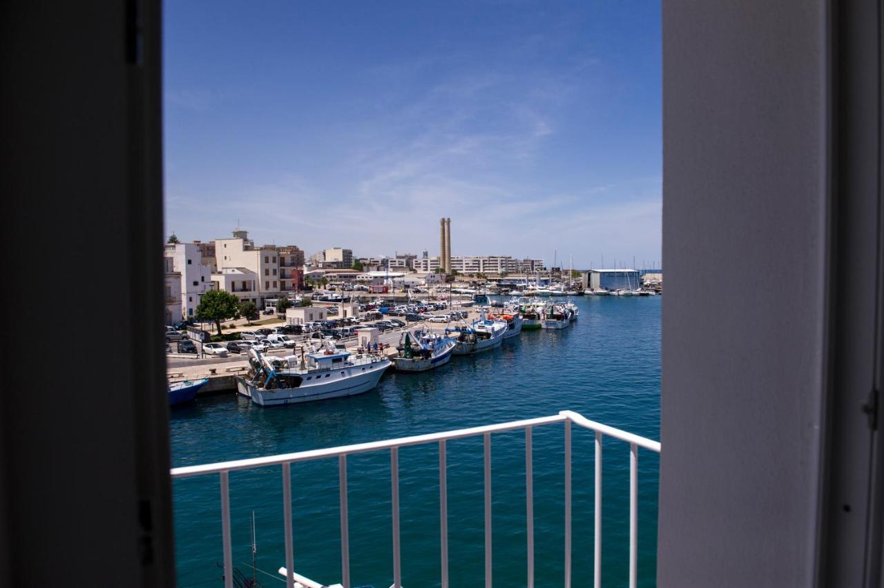 Art Apartment Sea View Monopoli Buitenkant foto