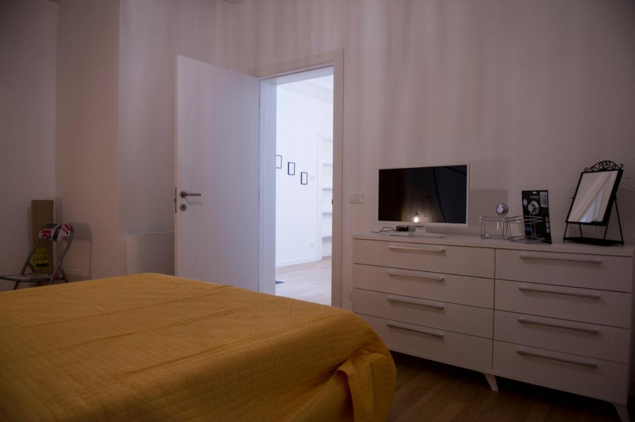 Art Apartment Sea View Monopoli Buitenkant foto